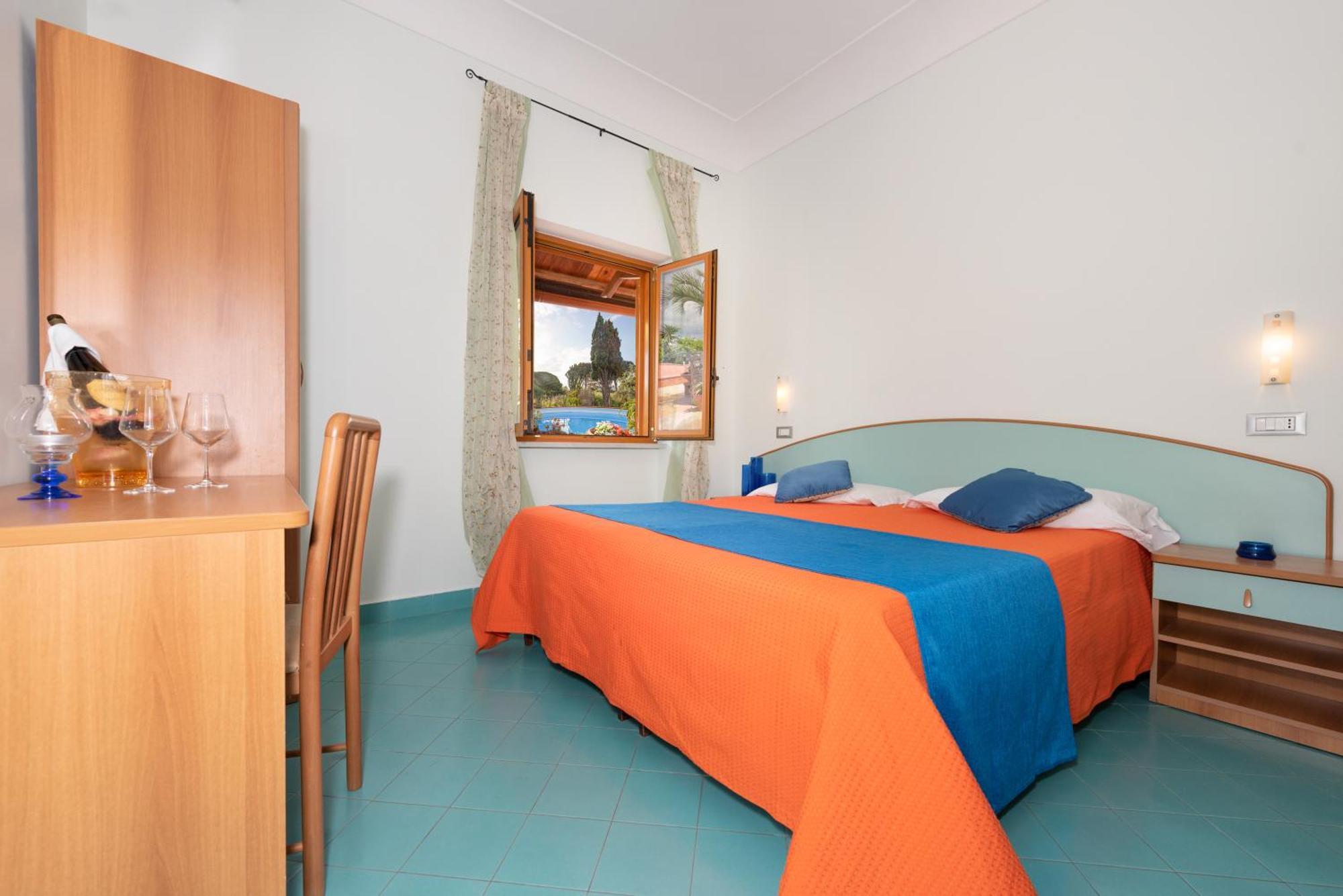 Hotel Villa Sirena Sant'Angelo  Luaran gambar