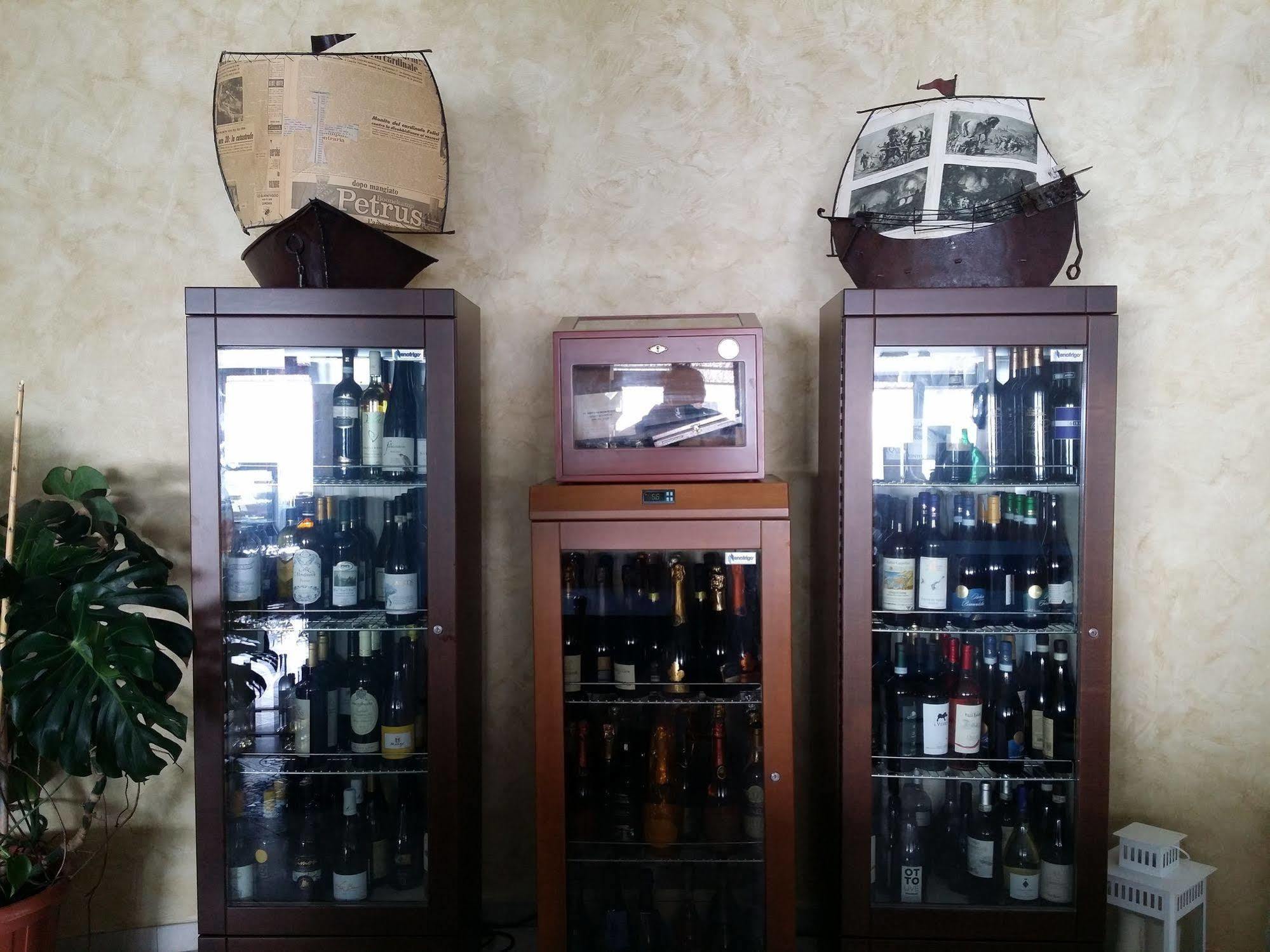 Hotel Villa Sirena Sant'Angelo  Luaran gambar