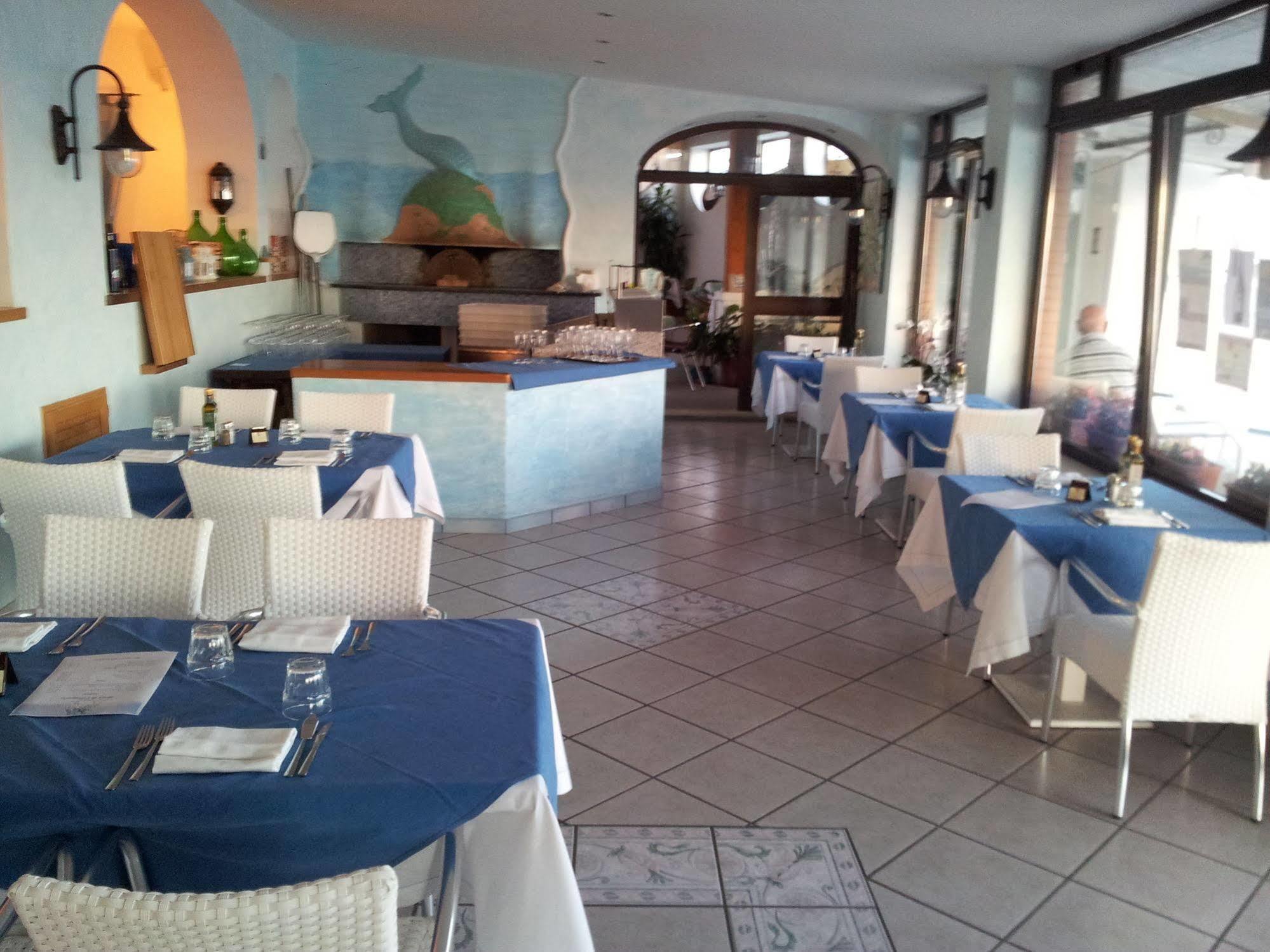 Hotel Villa Sirena Sant'Angelo  Luaran gambar