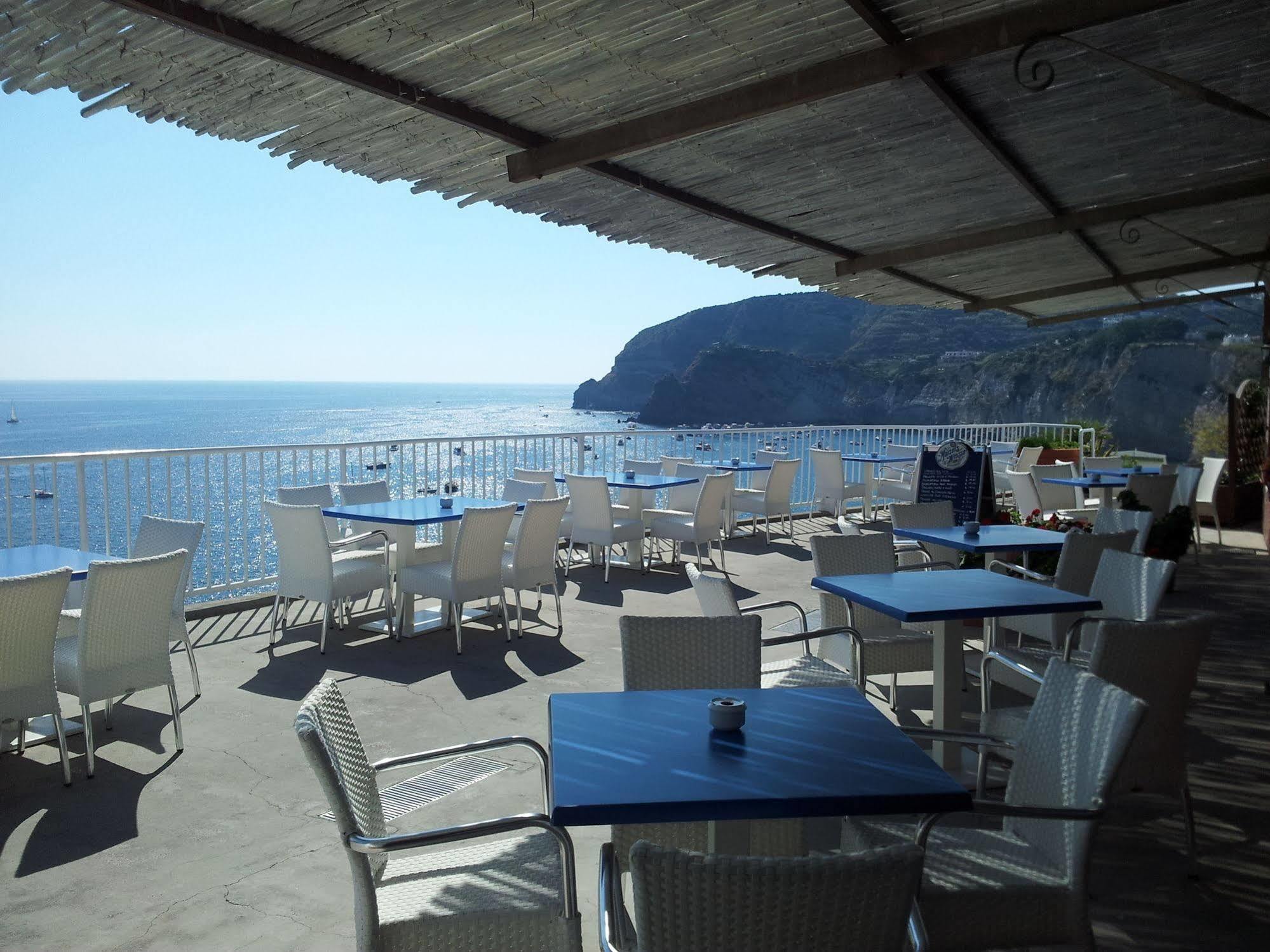 Hotel Villa Sirena Sant'Angelo  Luaran gambar